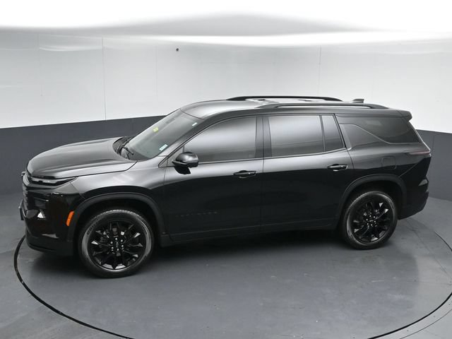 Used 2024 Chevrolet Traverse LT w/ Midnight/Sport Edition AWD/4WD image 46