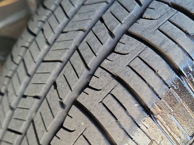 Used 2023 Nissan Rogue SV image 27