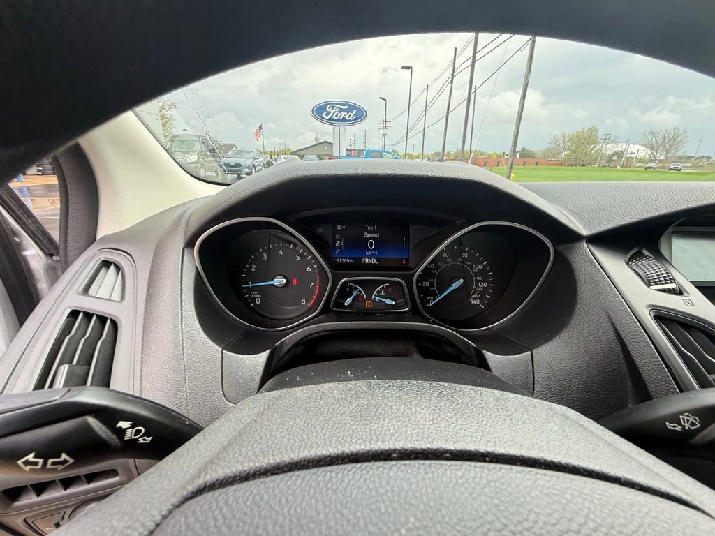 Certified 2017 Ford Focus SE FWD image 24