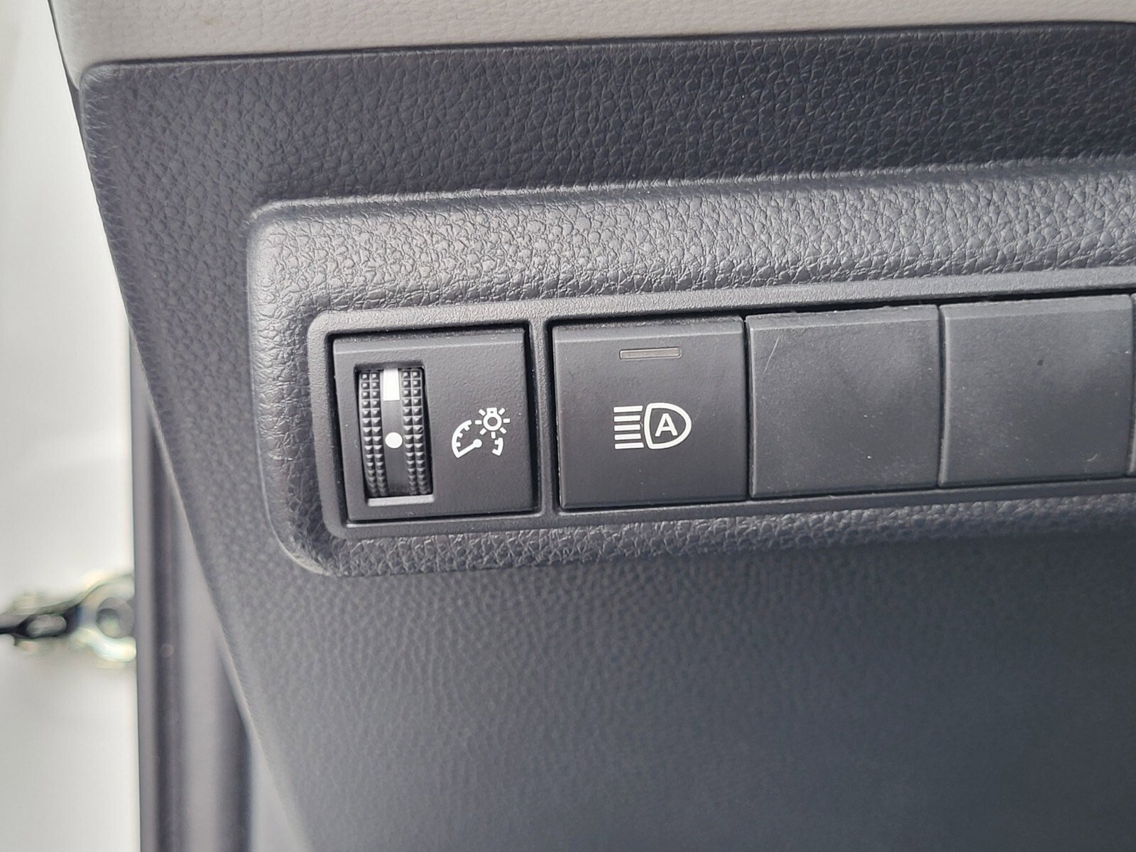 Used 2025 Toyota Corolla XSE FWD image 23