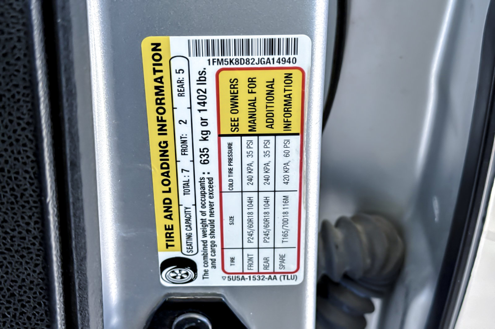 Certified 2018 Ford Explorer XLT w/ Equipment Group 202A AWD/4WD image 30
