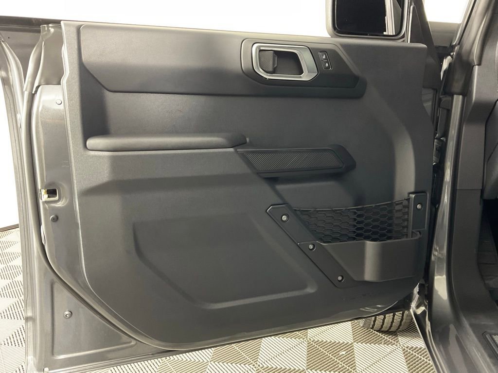 Certified 2025 Ford Bronco Base ***GOLD CERTIFIED*** image 12