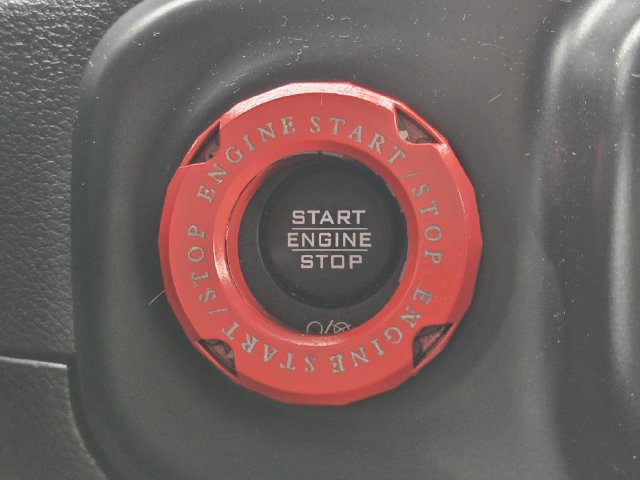 Used 2019 Jeep Wrangler Sport AWD/4WD image 21