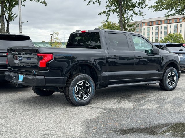 Certified 2023 Ford F150 Lightning Pro AWD/4WD image 7