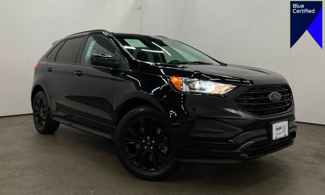 Certified 2022 Ford Edge SE w/ Black Appearance Package