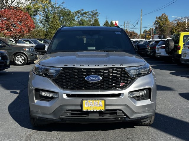 Certified 2023 Ford Explorer ST w/ Equipment Group 401A AWD/4WD image 2
