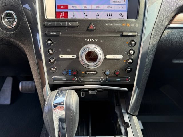 Certified 2019 Ford Explorer Limited w/ Ford Safe & Smart Package FWD image 20