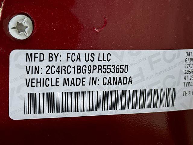 Used 2023 Chrysler Pacifica Touring-L FWD image 21