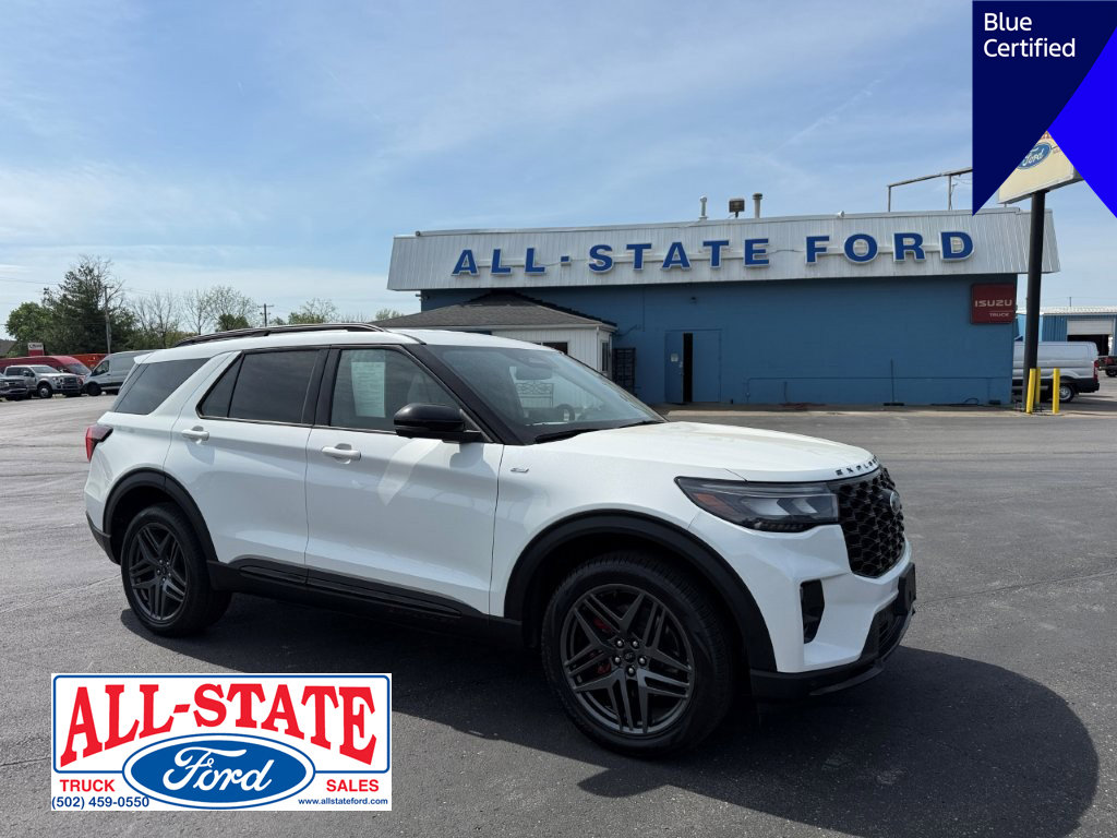 Certified 2025 Ford Explorer ST-Line w/ ST-Line Street Pack AWD/4WD image 2