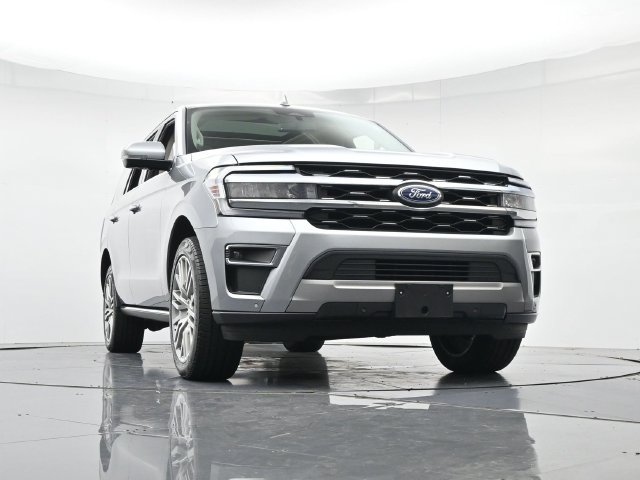 Certified 2024 Ford Expedition Limited RWD image 39