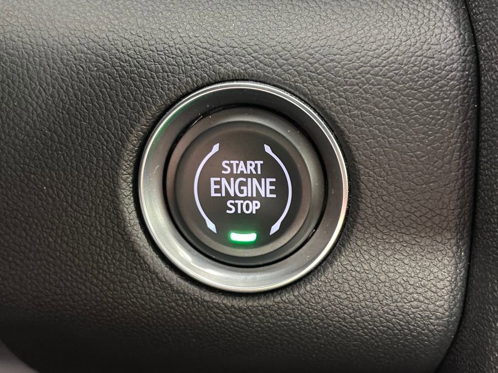 Used 2025 GMC Acadia AT4 image 23