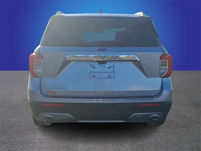 Certified 2022 Ford Explorer Limited w/ Equipment Group 301A image 5