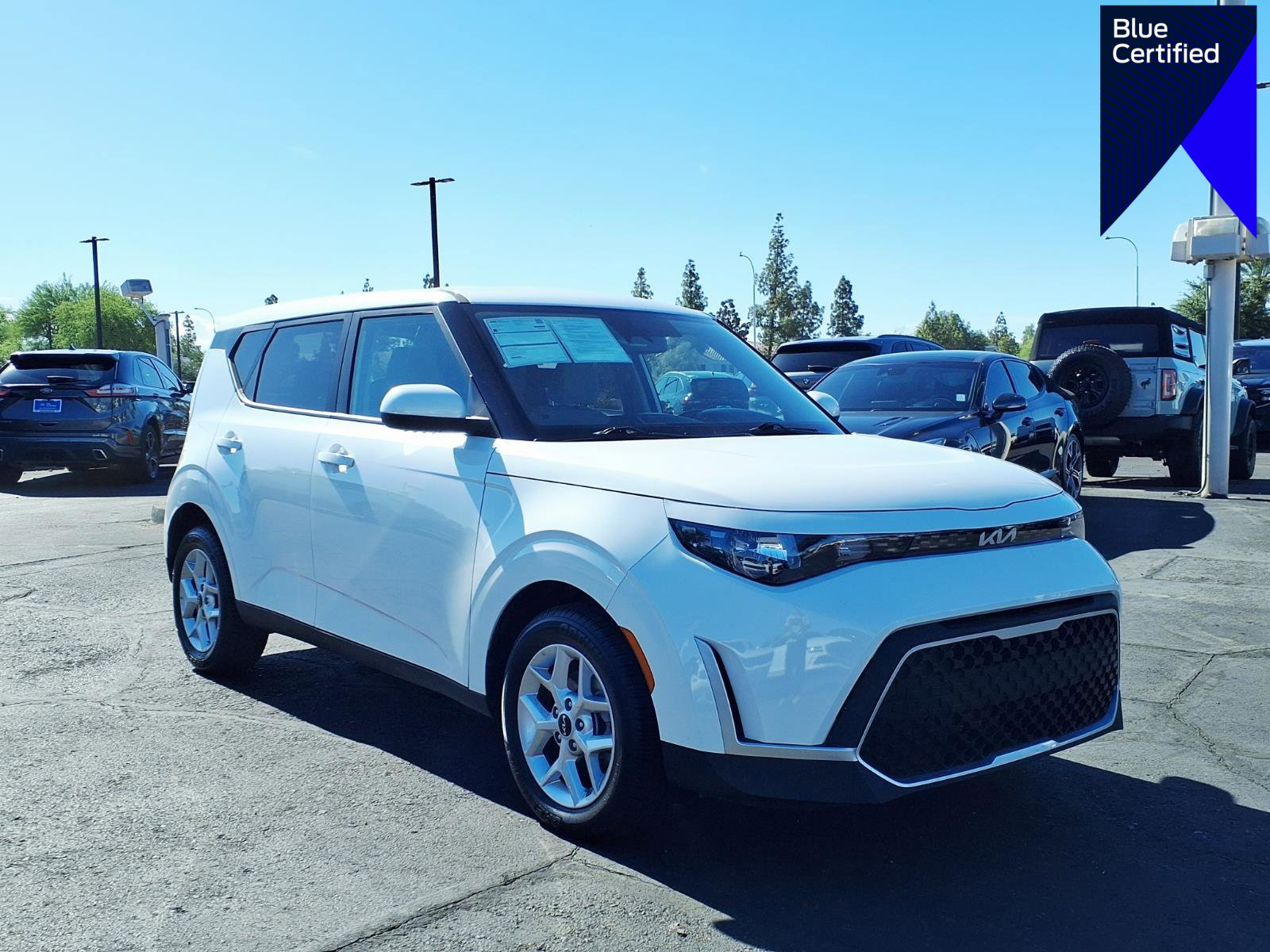 Used 2025 Kia Soul LX image 1