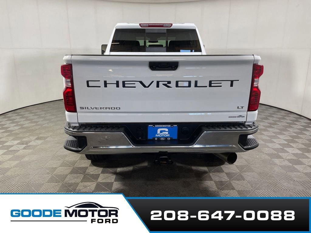 Used 2024 Chevrolet Silverado 3500 LT w/ Convenience Package image 3