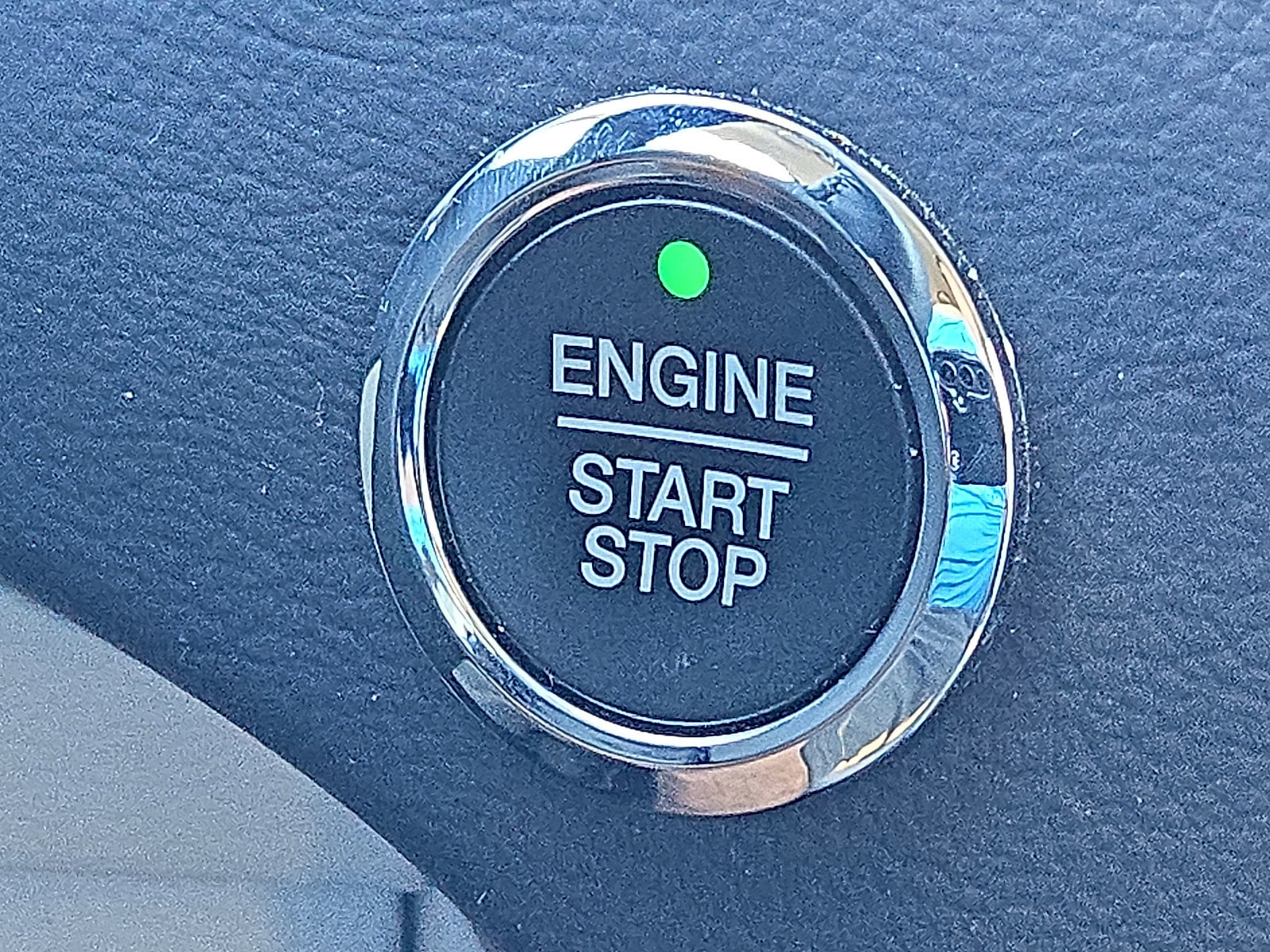 Certified 2024 Ford Edge Titanium image 22