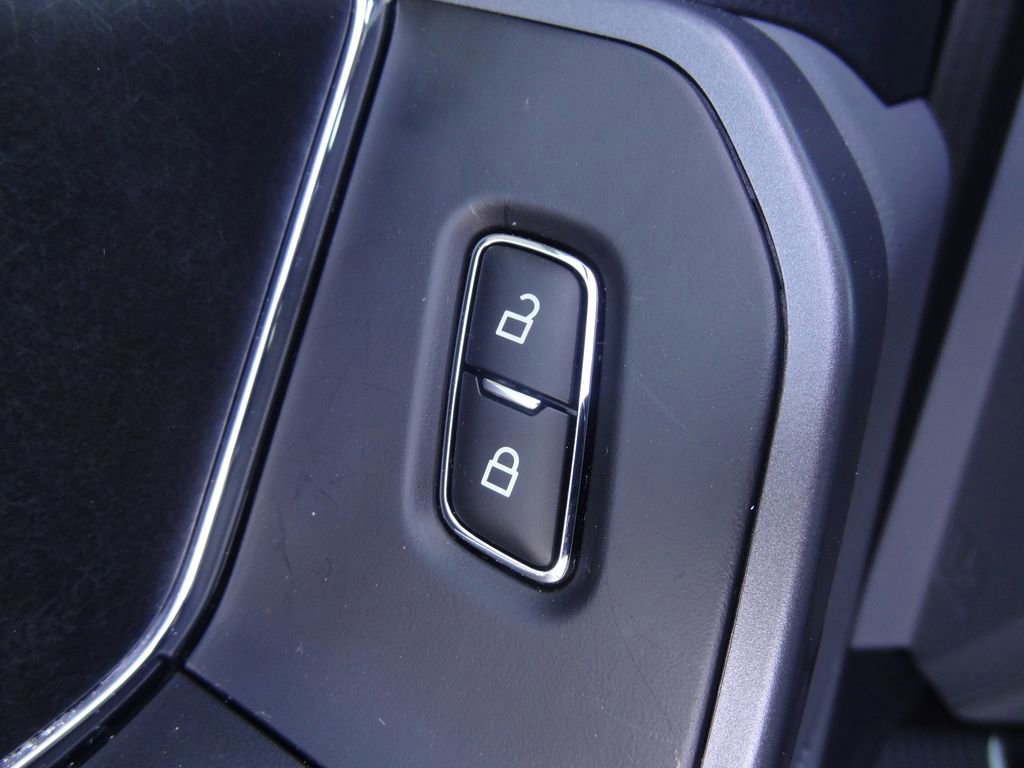 Certified 2025 Ford F150 XLT w/ Equipment Group 301A Standard image 16