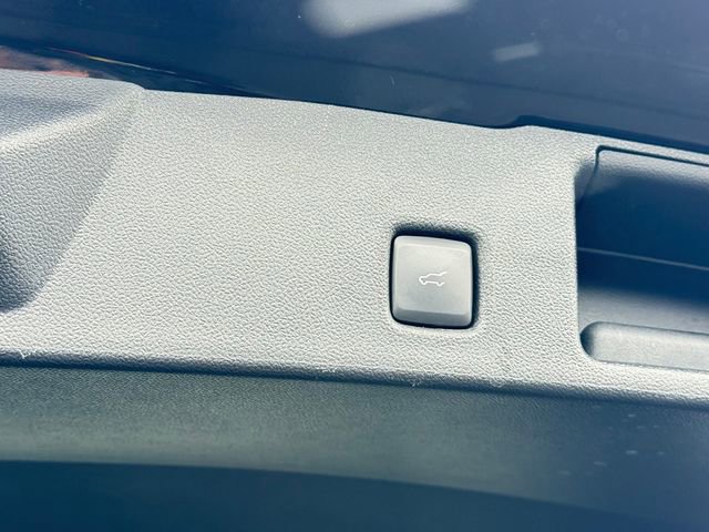 Certified 2024 Ford Escape ST-Line w/ Tech Pack #1 image 28