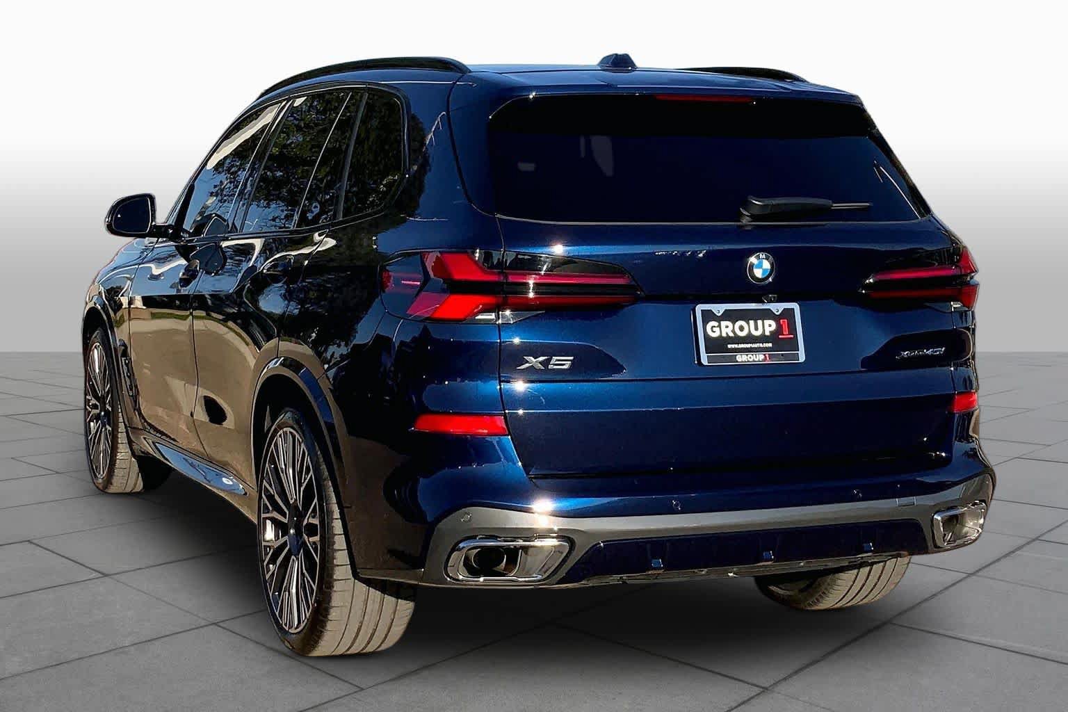 Used 2025 BMW X5 xDrive40i w/ Executive Package AWD/4WD image 12