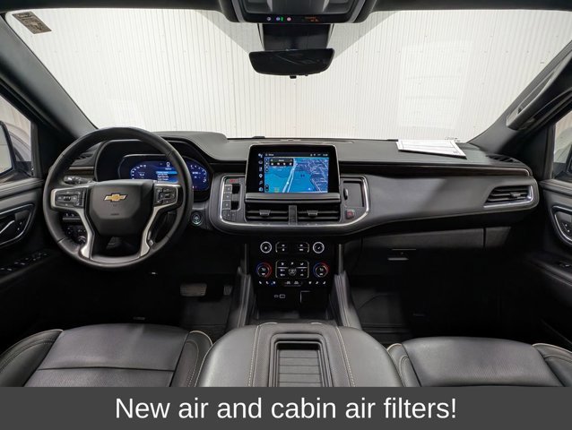 Used 2024 Chevrolet Suburban Premier AWD/4WD image 3