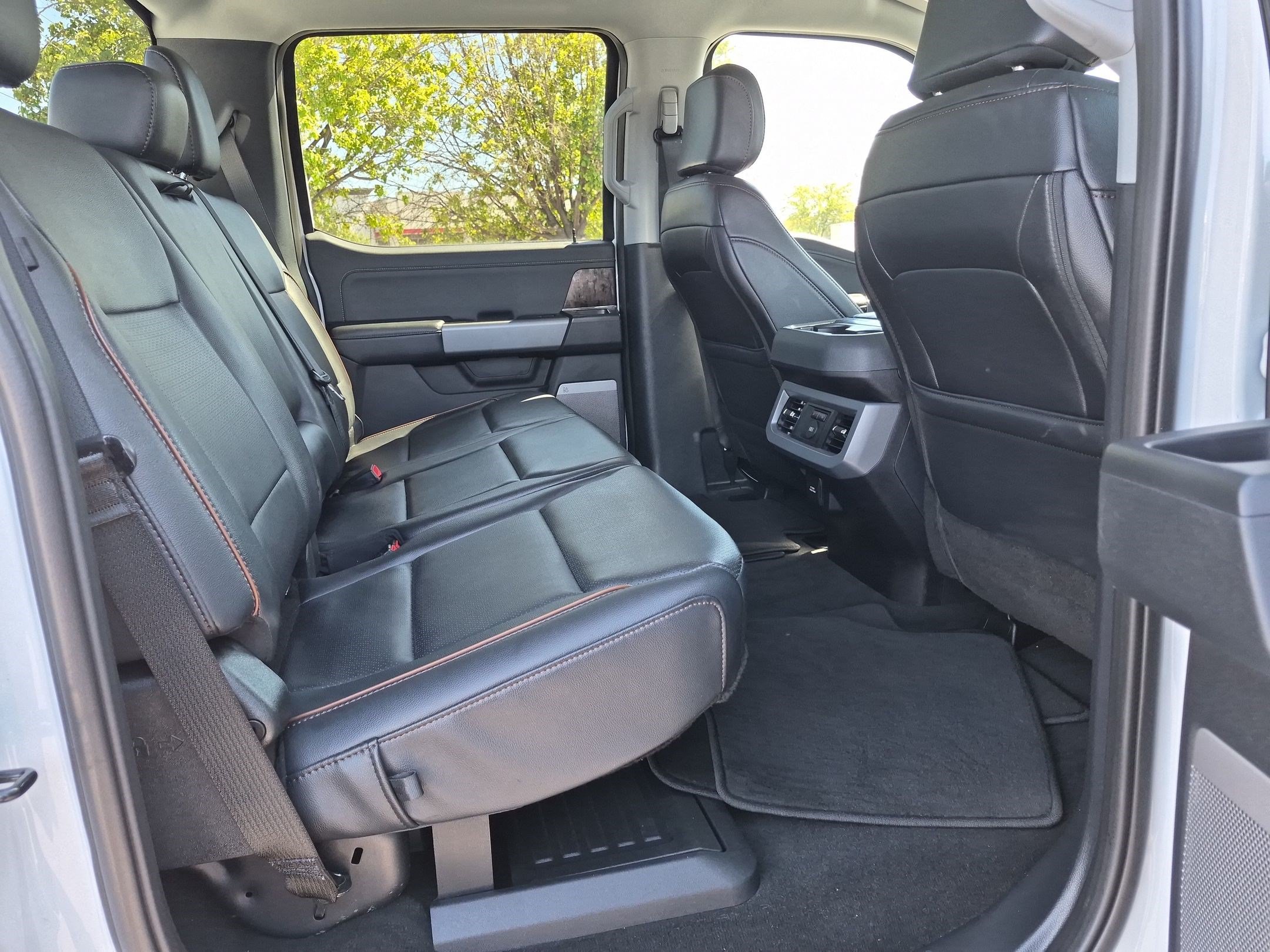 Certified 2025 Ford F250 Lariat AWD/4WD image 32