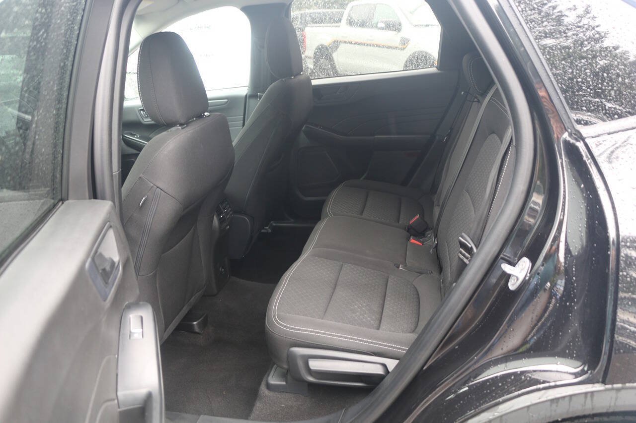 Certified 2024 Ford Escape Active AWD/4WD image 13