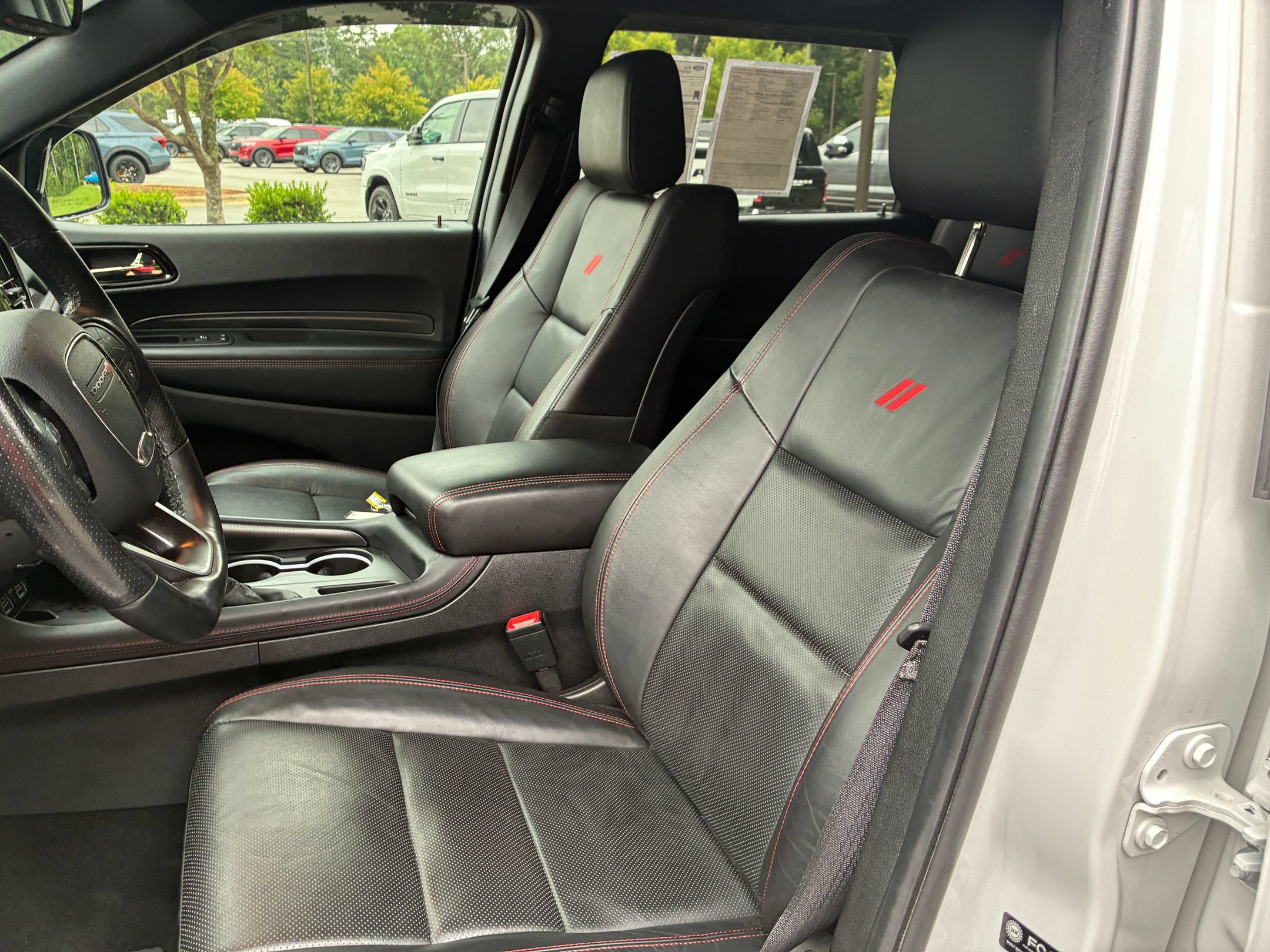 Used 2025 Dodge Durango GT AWD/4WD image 14