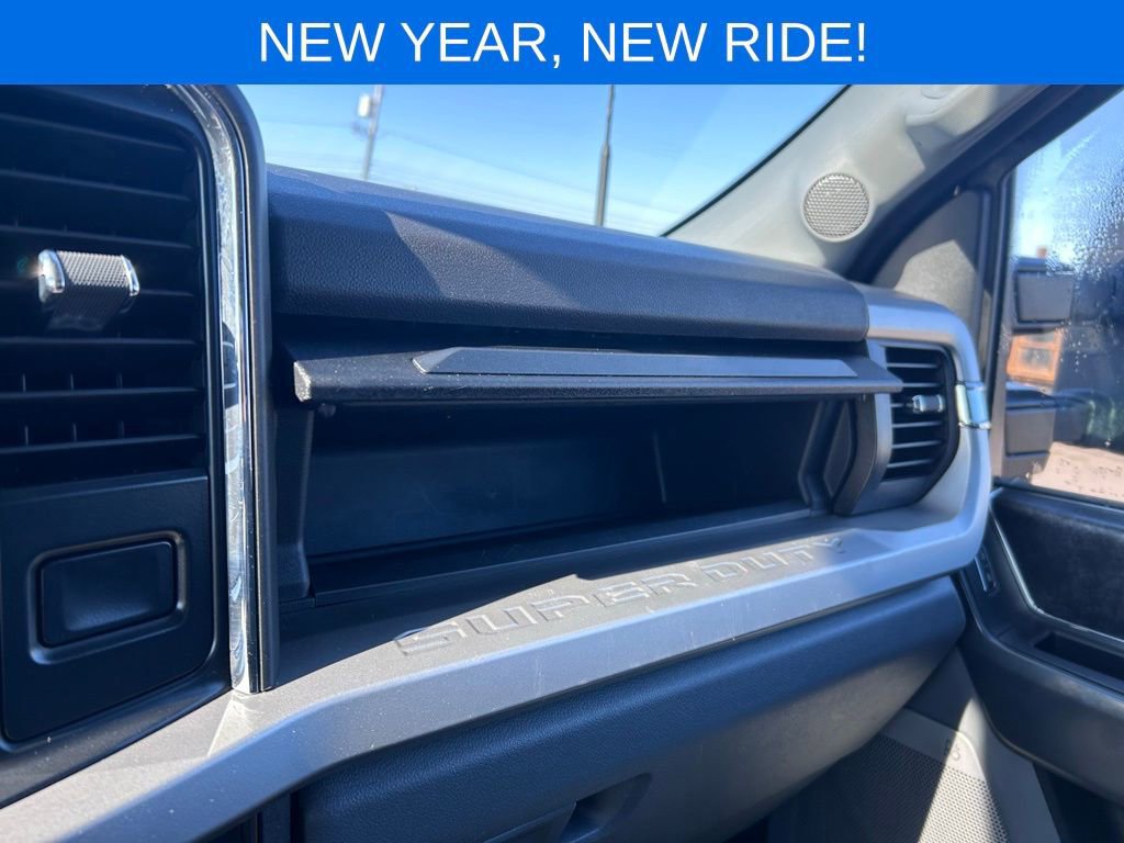 Certified 2024 Ford F350 XLT w/ XLT Premium Package image 33