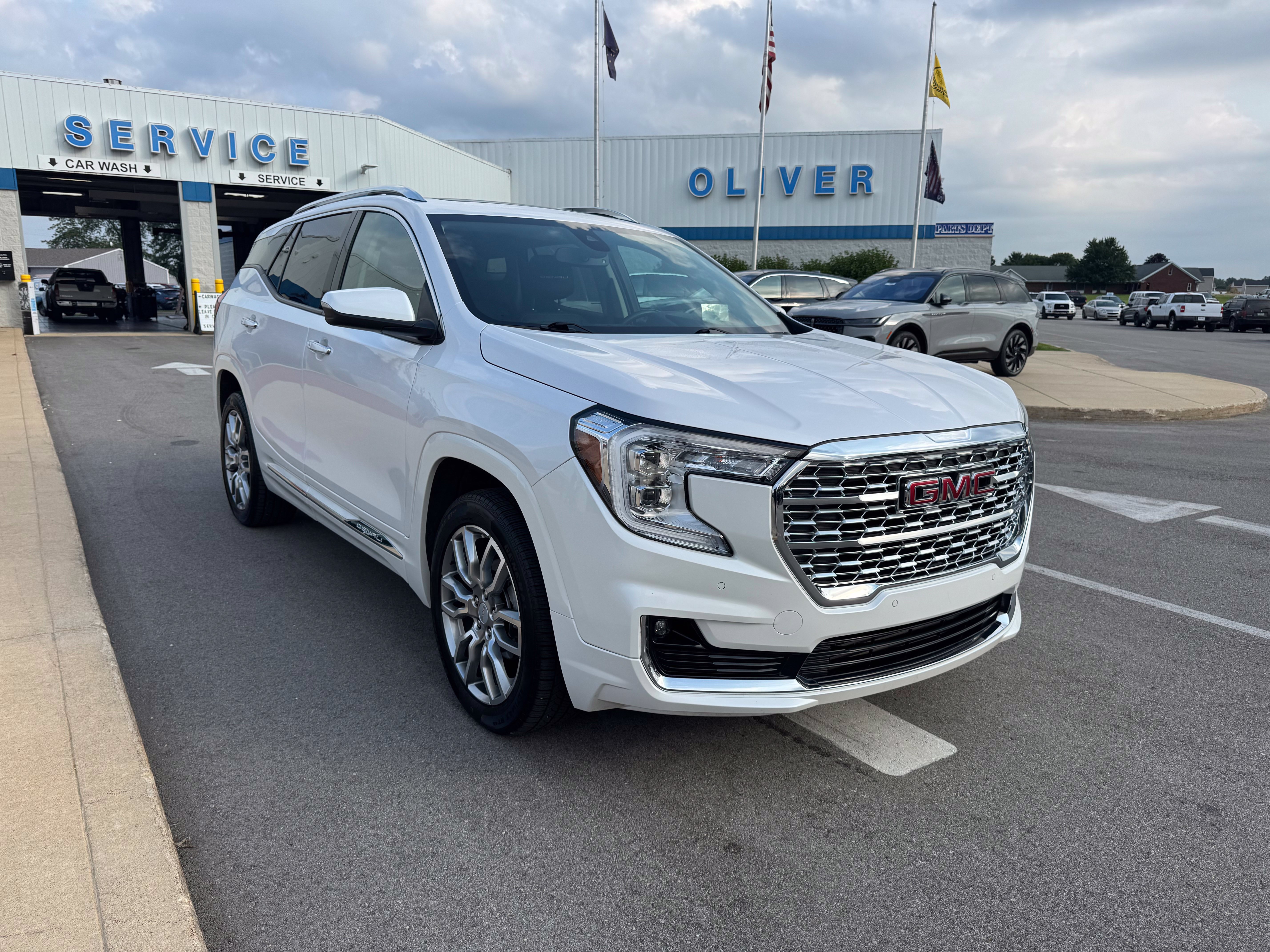 Used 2023 GMC Terrain Denali