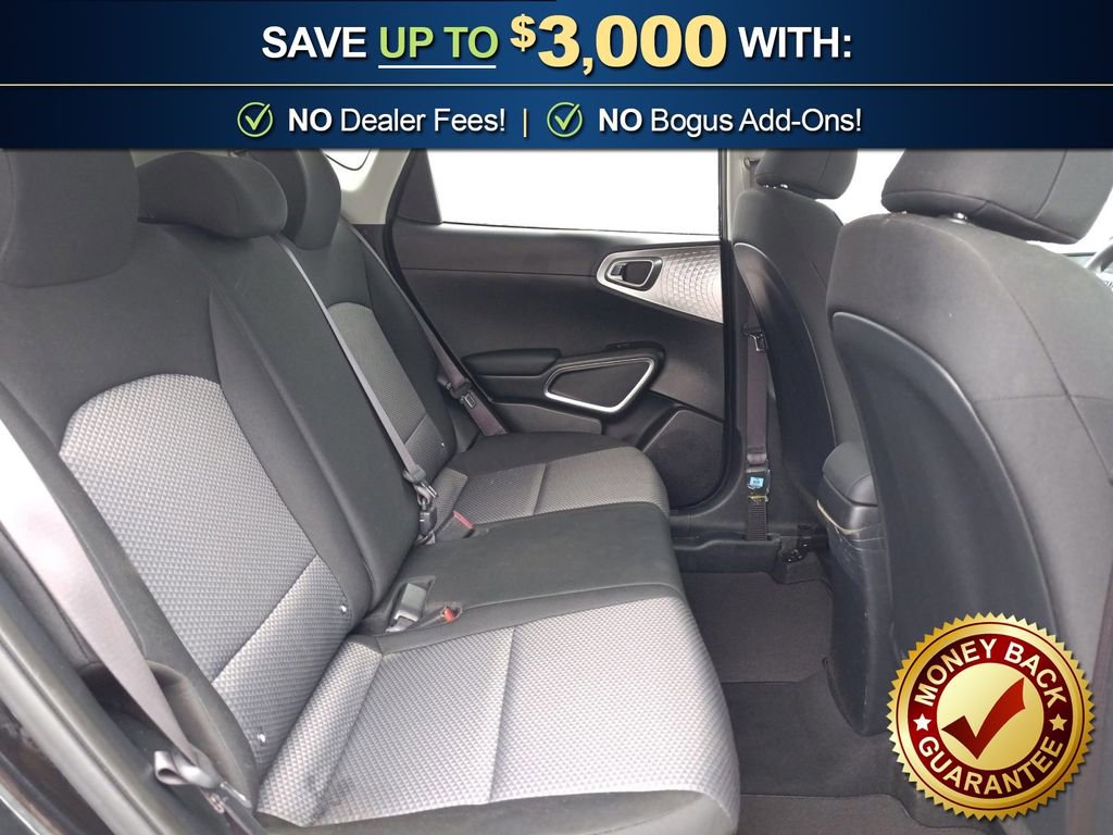 Used 2025 Kia Soul LX w/ LX Technology Package FWD image 22