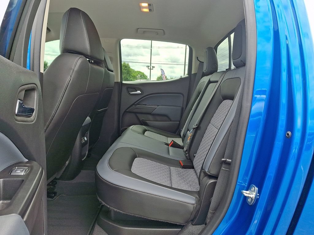 Used 2022 Chevrolet Colorado Z71 w/ Safety Package AWD/4WD image 10