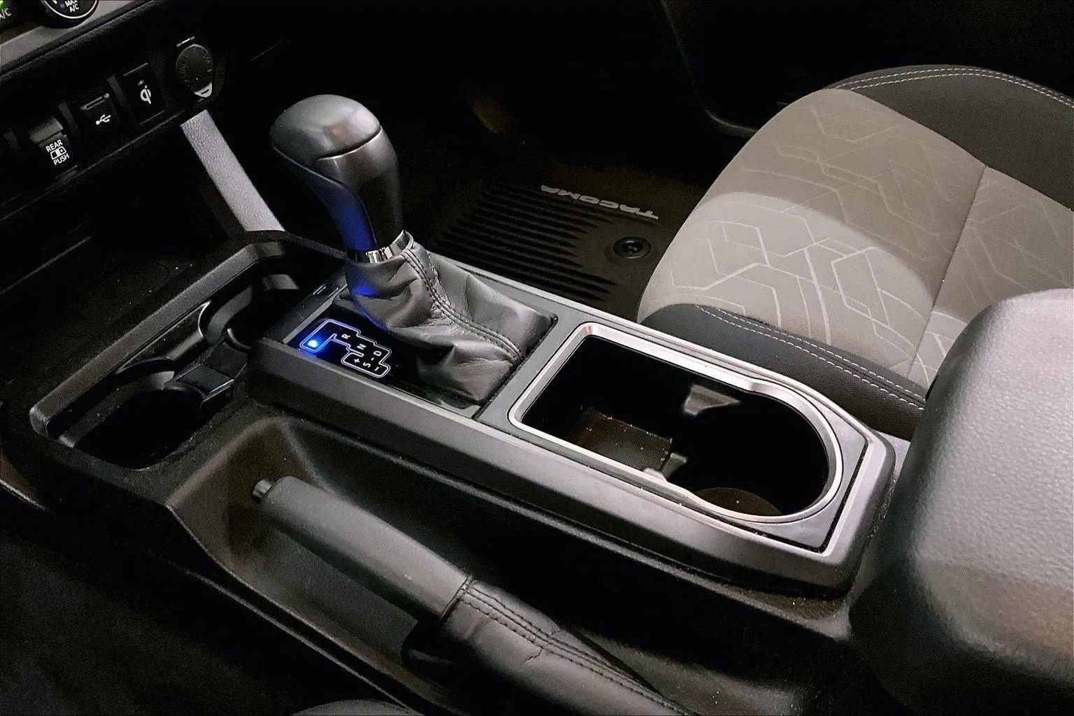 Used 2020 Toyota Tacoma TRD Off-Road w/ Blackout Package image 16