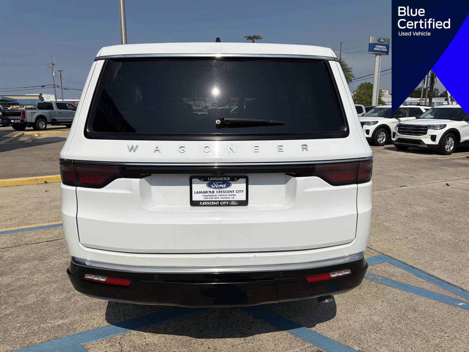 Used 2024 Jeep Wagoneer L 4WD image 9
