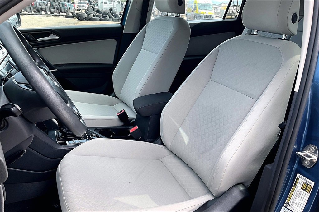 Used 2020 Volkswagen Tiguan S image 18