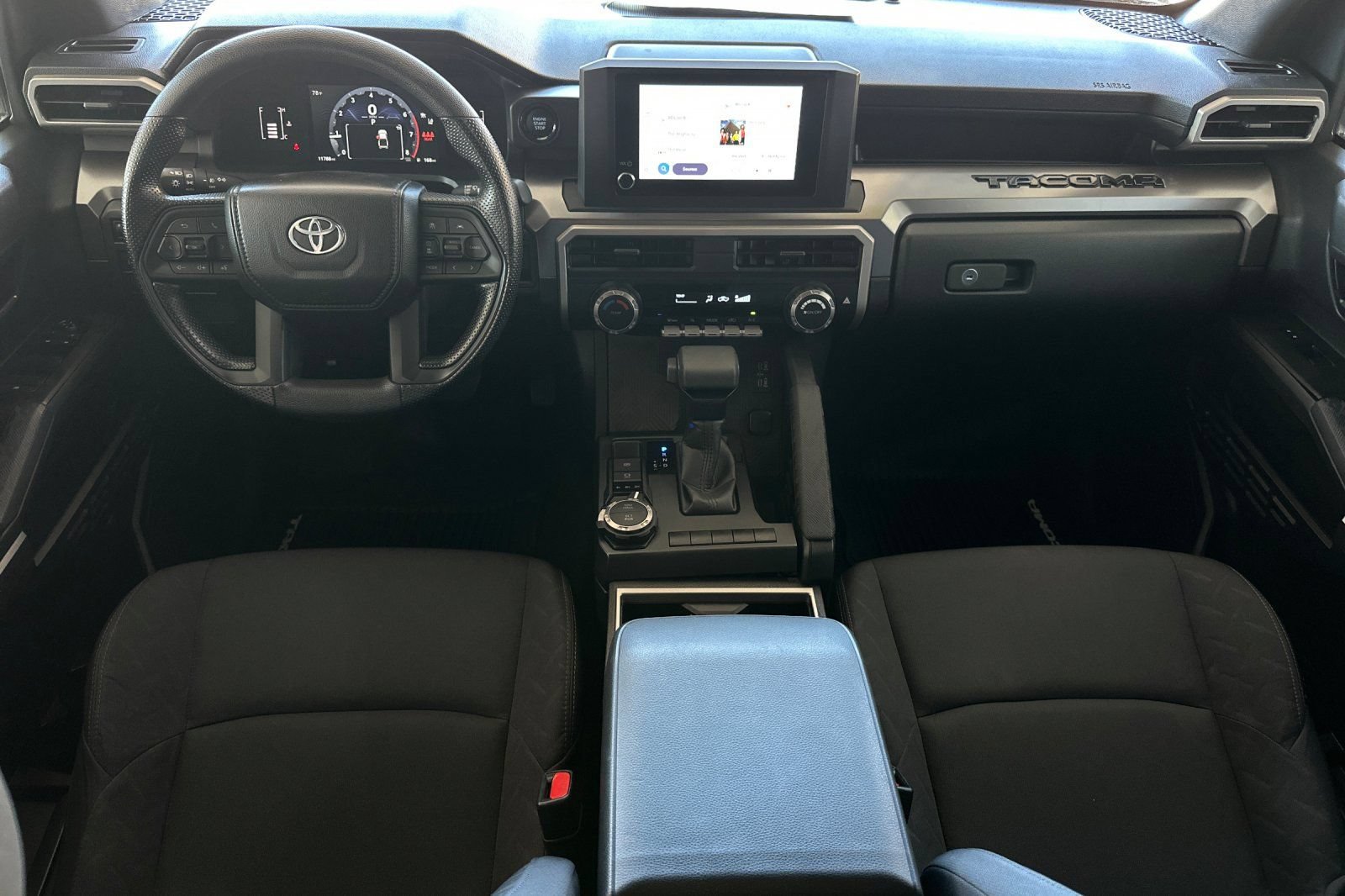 Used 2024 Toyota Tacoma SR5 AWD/4WD image 12