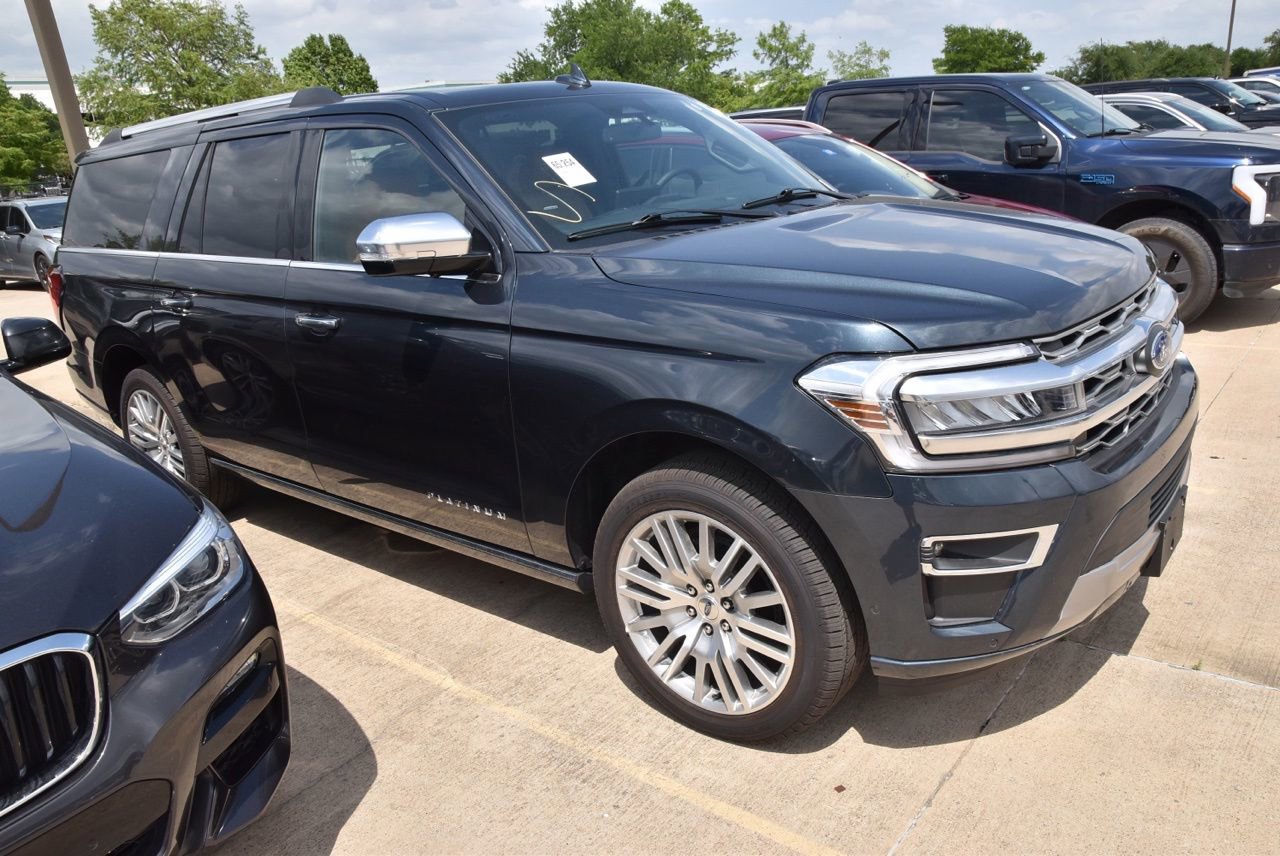 Certified 2024 Ford Expedition Max Platinum AWD/4WD image 5