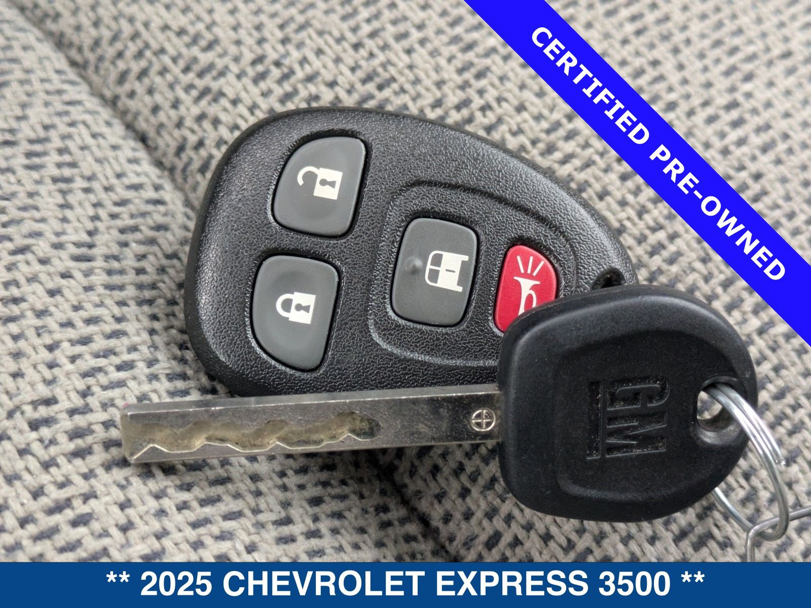 Used 2025 Chevrolet Express 3500 LT w/ LT Preferred Equipment Group RWD image 31