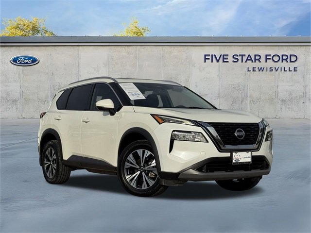 Used 2021 Nissan Rogue SV w/ Premium Package image 2