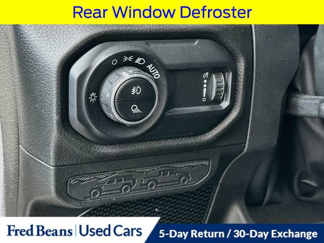 Used 2025 Jeep Gladiator Sport AWD/4WD image 13