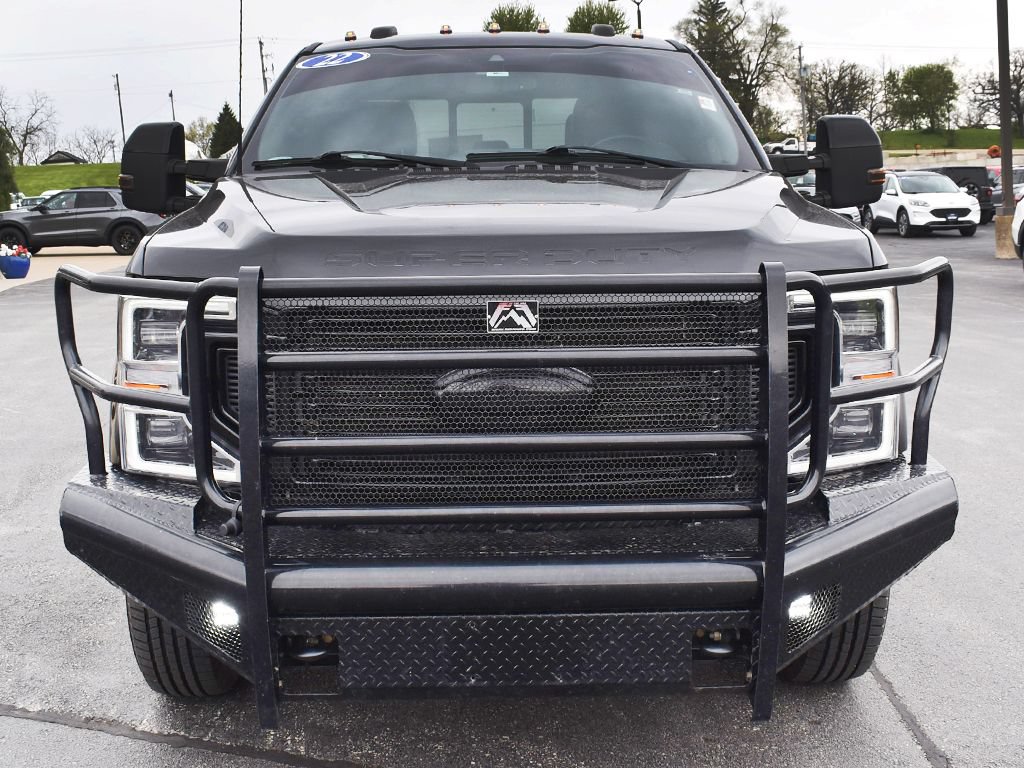 Certified 2022 Ford F350 Lariat w/ Lariat Ultimate Package AWD/4WD image 32