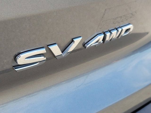 Used 2023 Nissan Pathfinder SV image 11