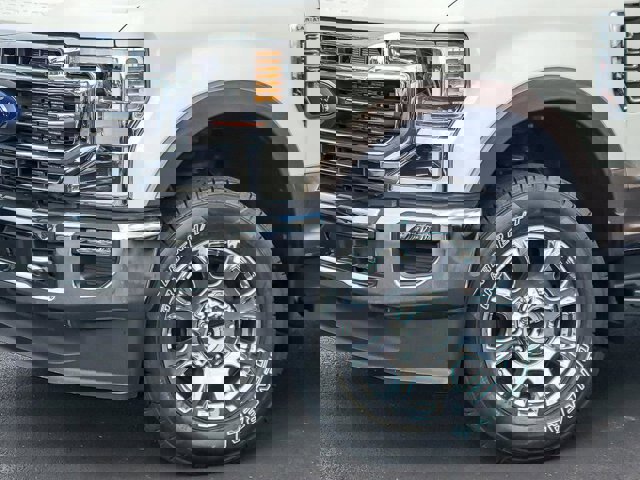 Certified 2022 Ford F250 Lariat w/ Lariat Ultimate Package image 4