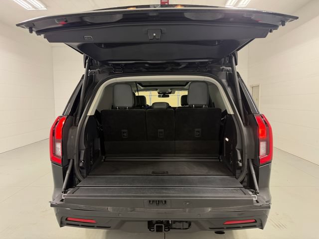 Certified 2025 Ford Expedition Active AWD/4WD image 31