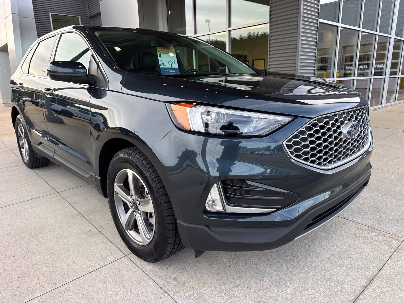 Certified 2024 Ford Edge SEL w/ Convenience Package AWD/4WD image 10