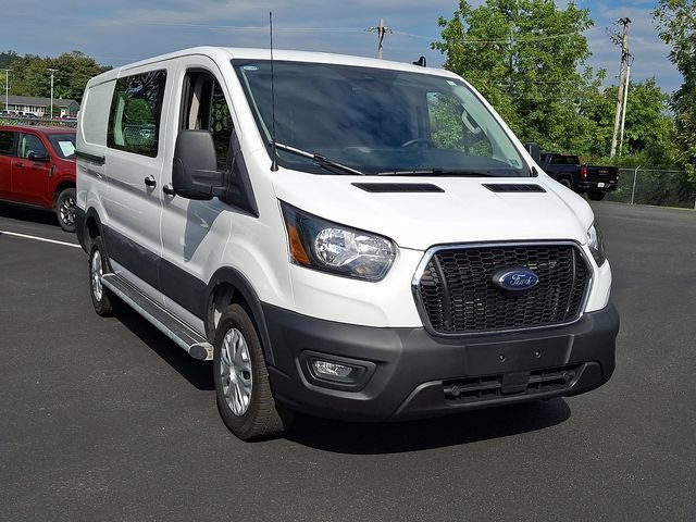 Certified 2025 Ford Transit 250 Low Roof w/ Exterior Upgrade Package RWD image 2