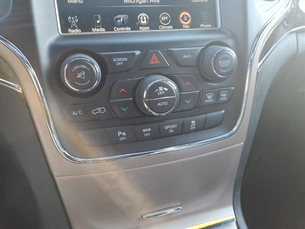 Used 2017 Jeep Grand Cherokee Overland image 21