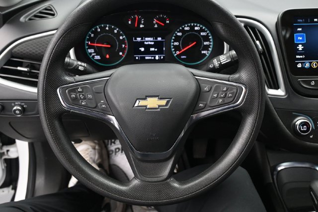 Used 2024 Chevrolet Malibu LT FWD image 10