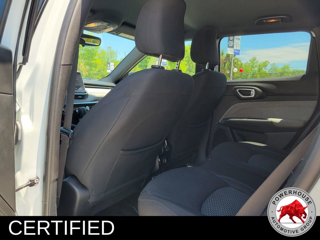 Used 2023 Jeep Compass Sport AWD/4WD image 15
