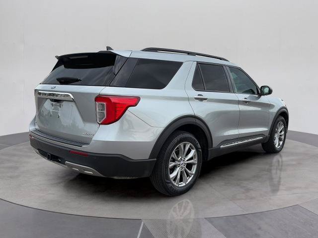 Certified 2023 Ford Explorer XLT w/ Equipment Group 202A AWD/4WD image 6