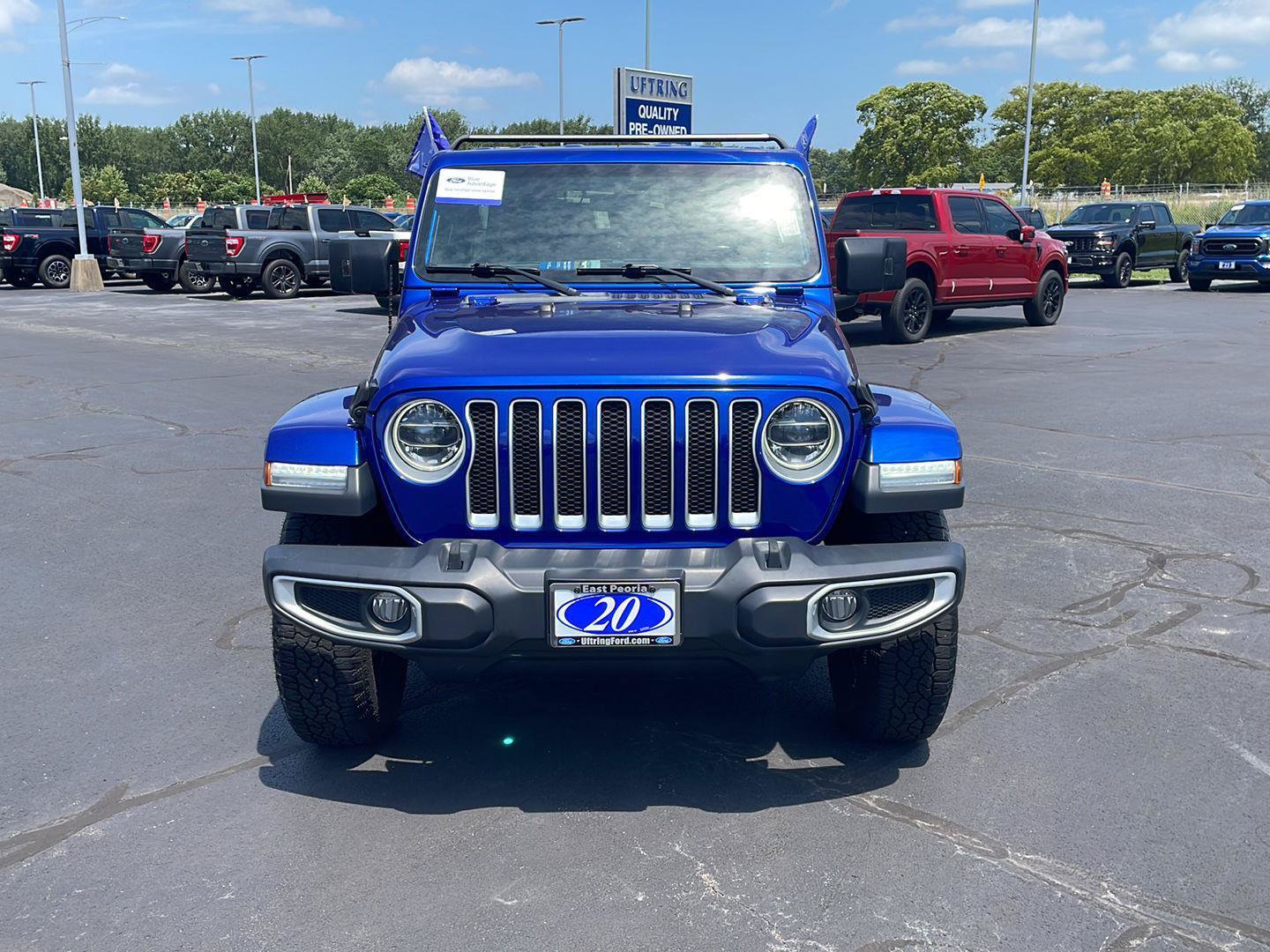 Used 2020 Jeep Wrangler Unlimited Sahara AWD/4WD image 8