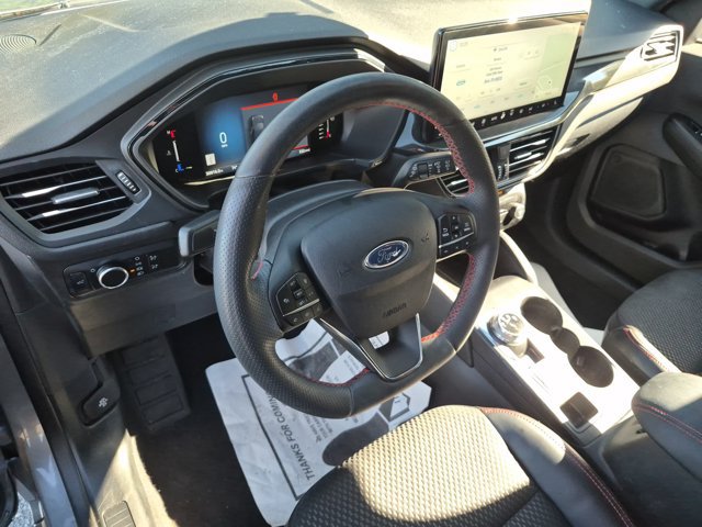 Certified 2023 Ford Escape ST-Line w/ Tech Pack #1 FWD image 17